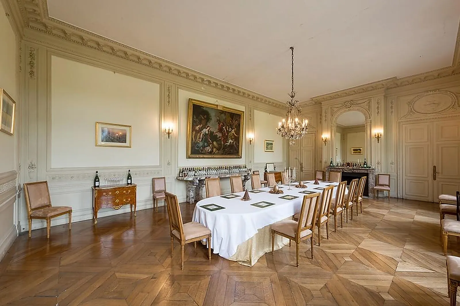 Lieux événementiels, CHÂTEAU D'AVELIN