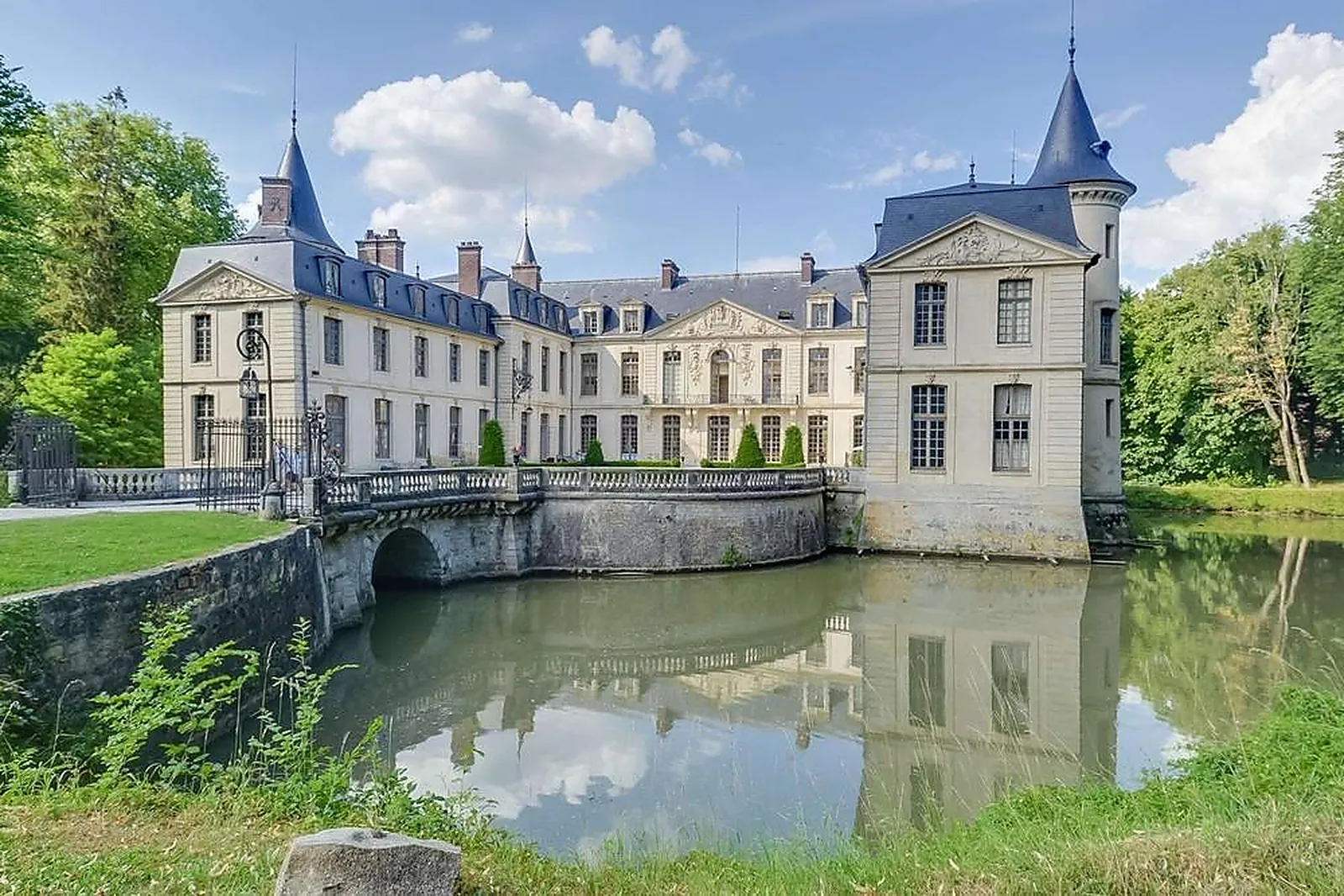 Lieux événementiels, CHATEAU D'ERMENONVILLE