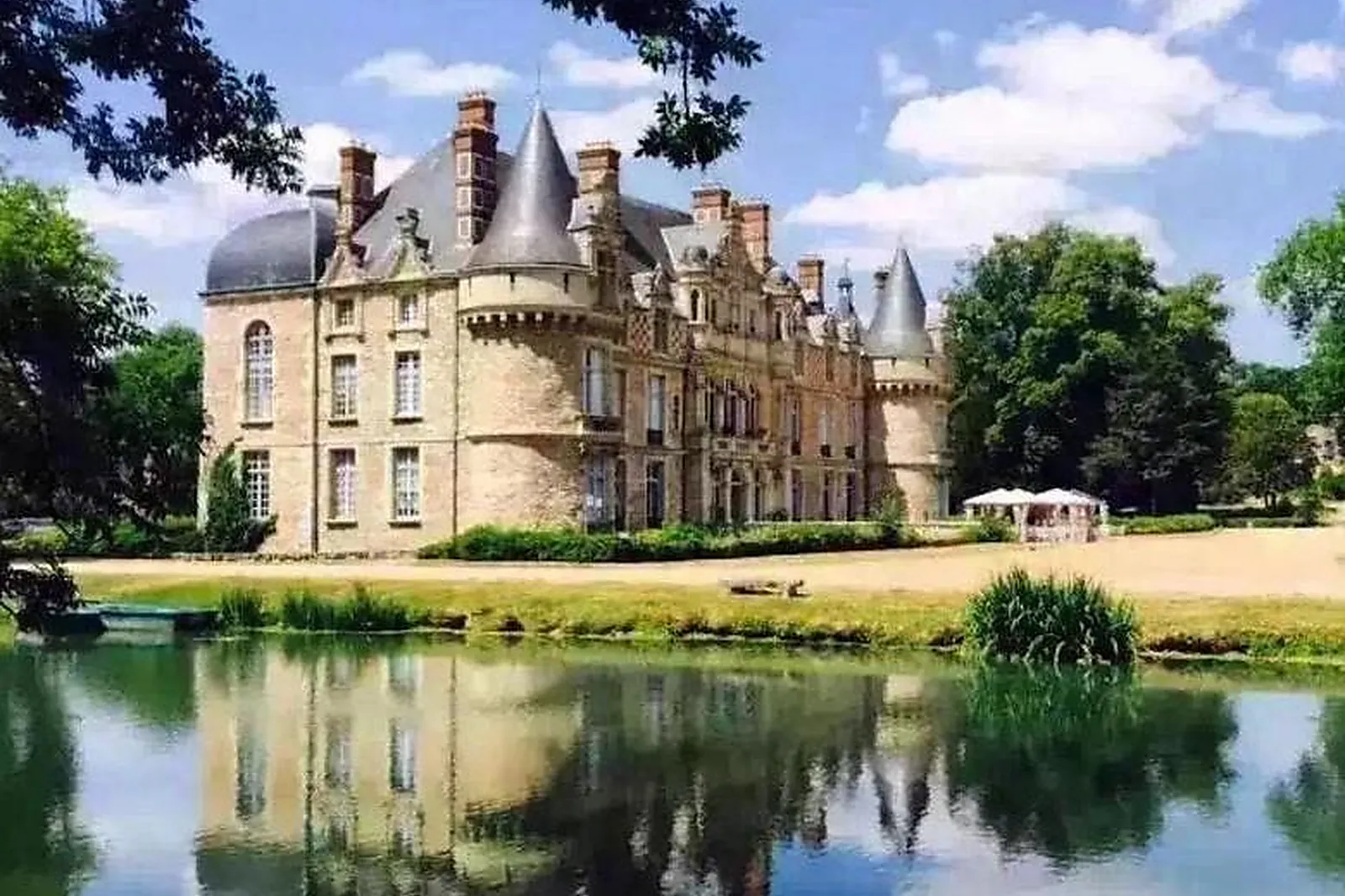 Lieux événementiels, CHATEAU D'ESCLIMONT