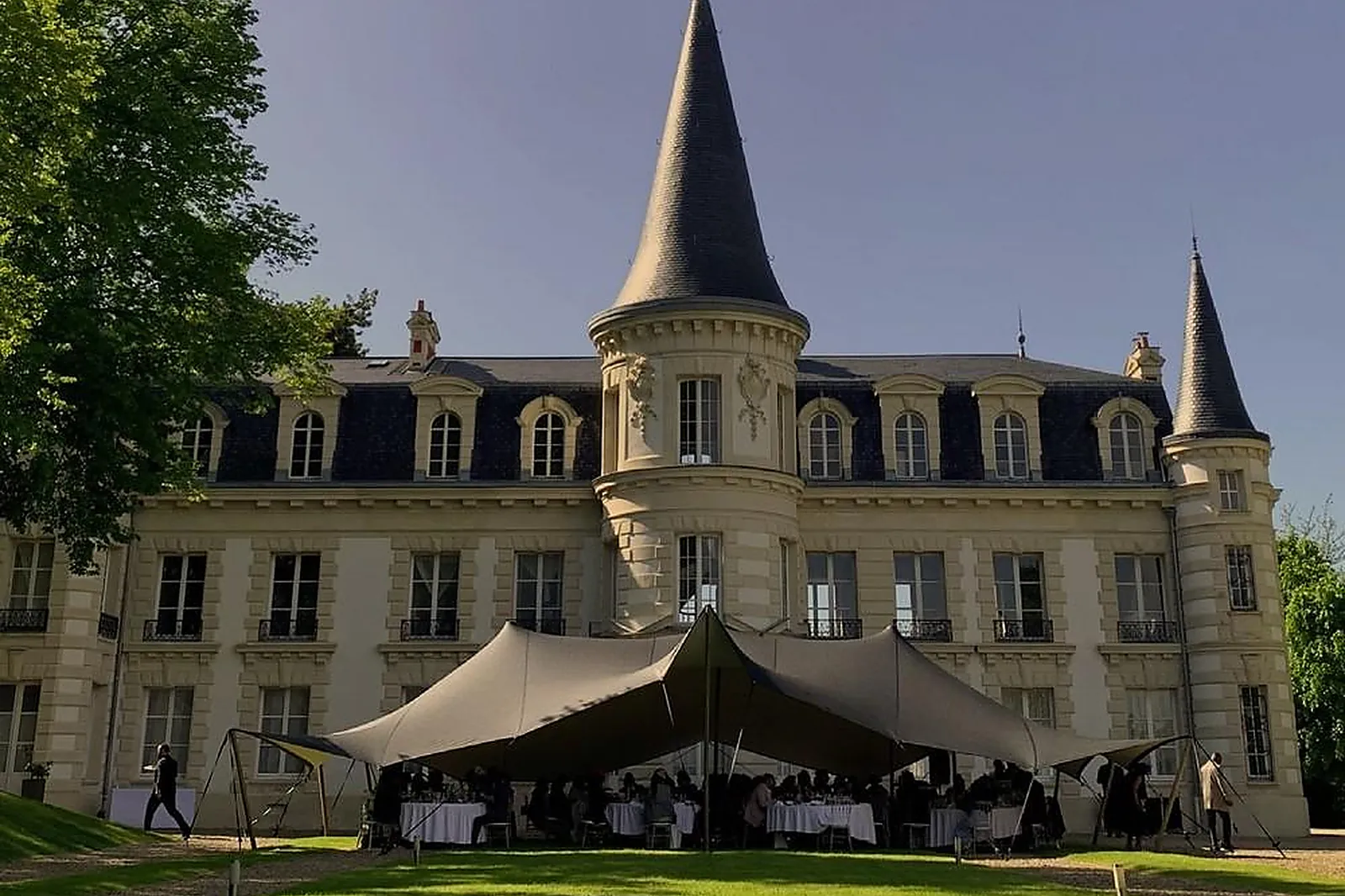 Lieux événementiels, CHÂTEAU D'HARDRICOURT