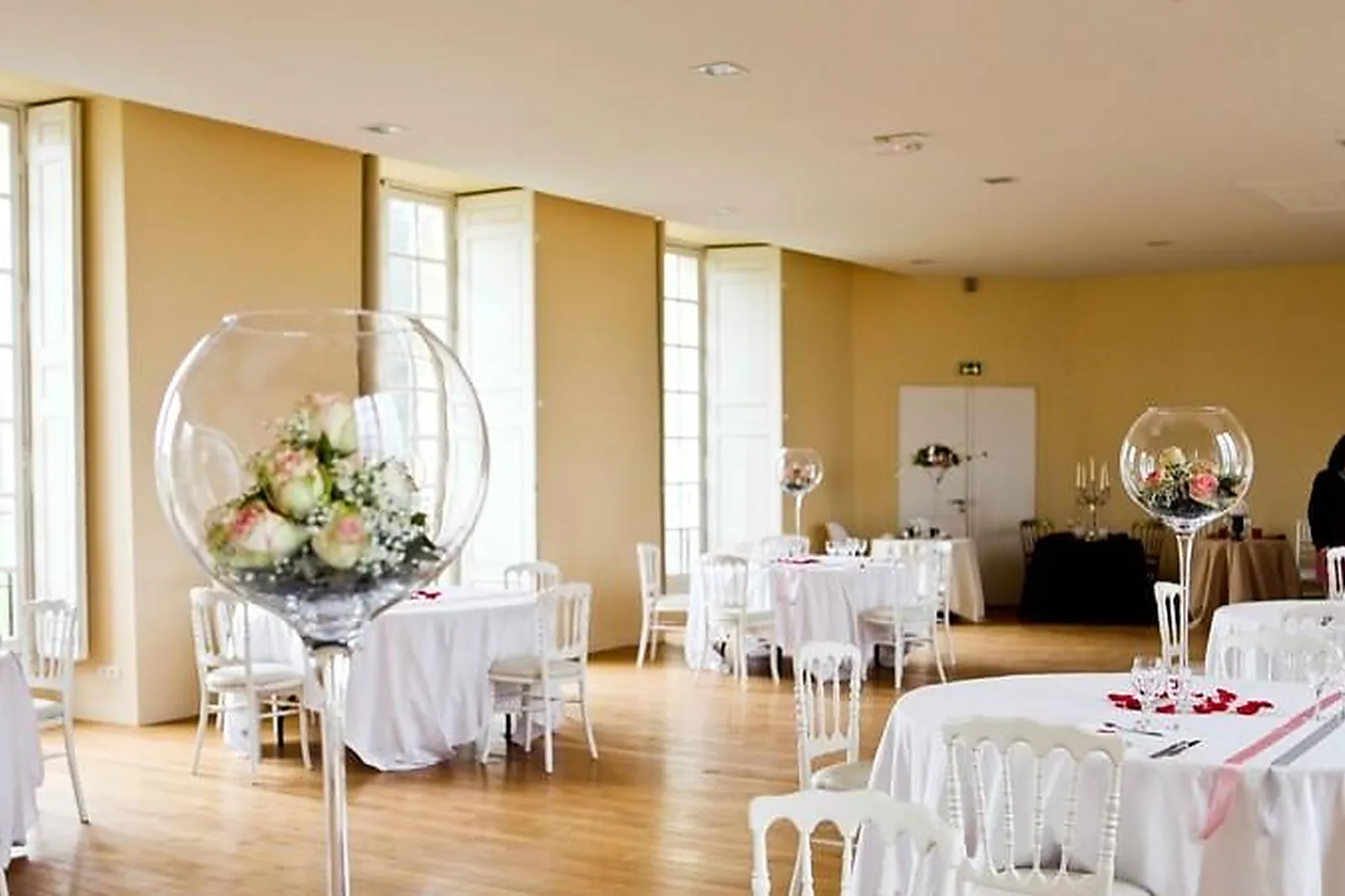 Lieux événementiels, CHÂTEAU D'HÉNONVILLE