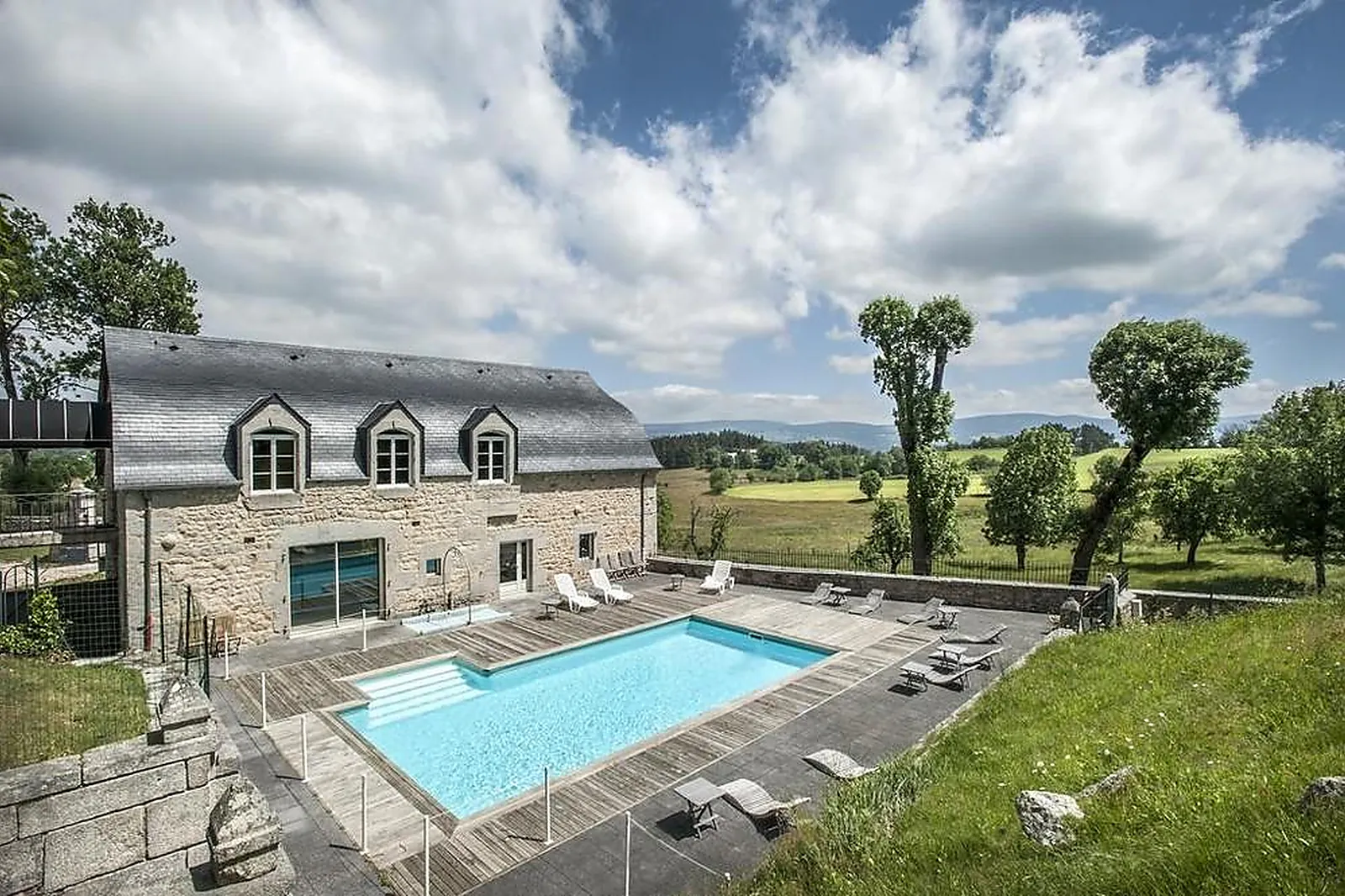 Lieux événementiels, CHÂTEAU D'ORFEUILLETTE