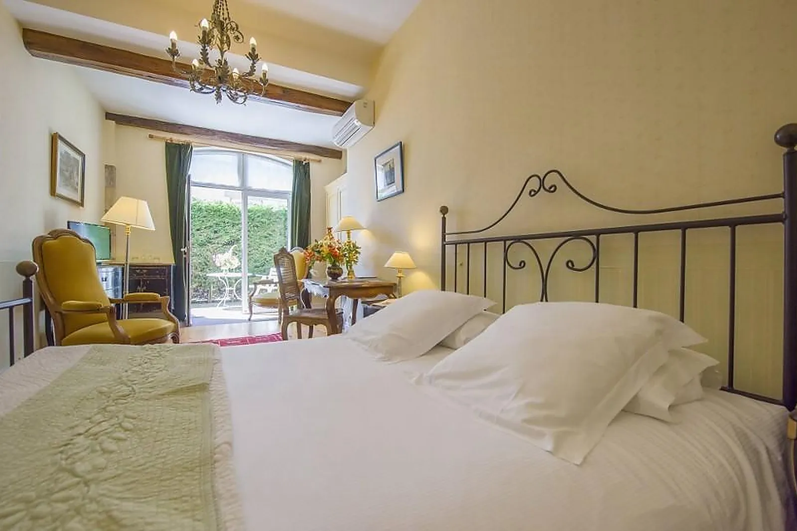 Lieux événementiels, CHÂTEAU D'YGRANDE