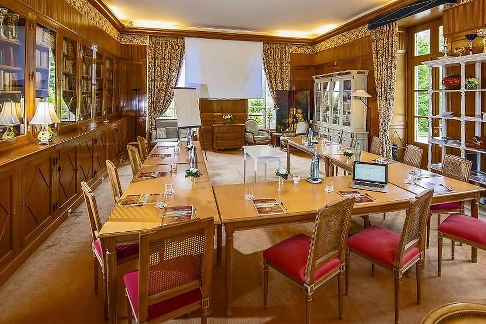 Lieux événementiels, CHÂTEAU D'YGRANDE