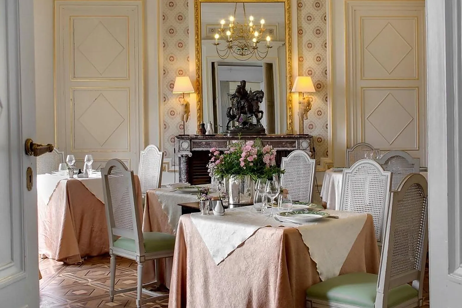 Lieux événementiels, CHÂTEAU D'YGRANDE