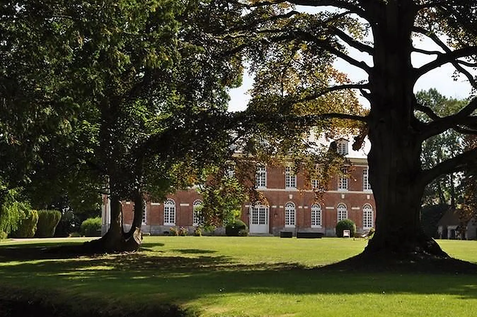 Lieux événementiels, CHÂTEAU DE BACQUEVILLE