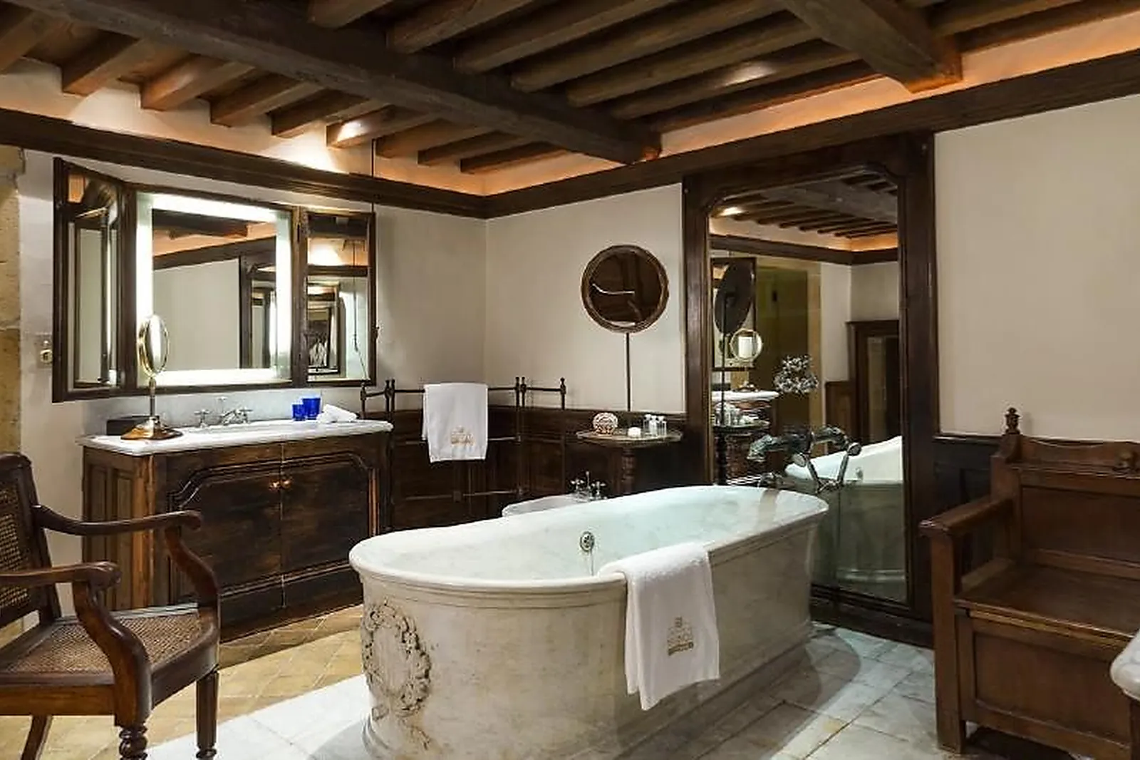 Lieux événementiels, CHATEAU DE BAGNOLS