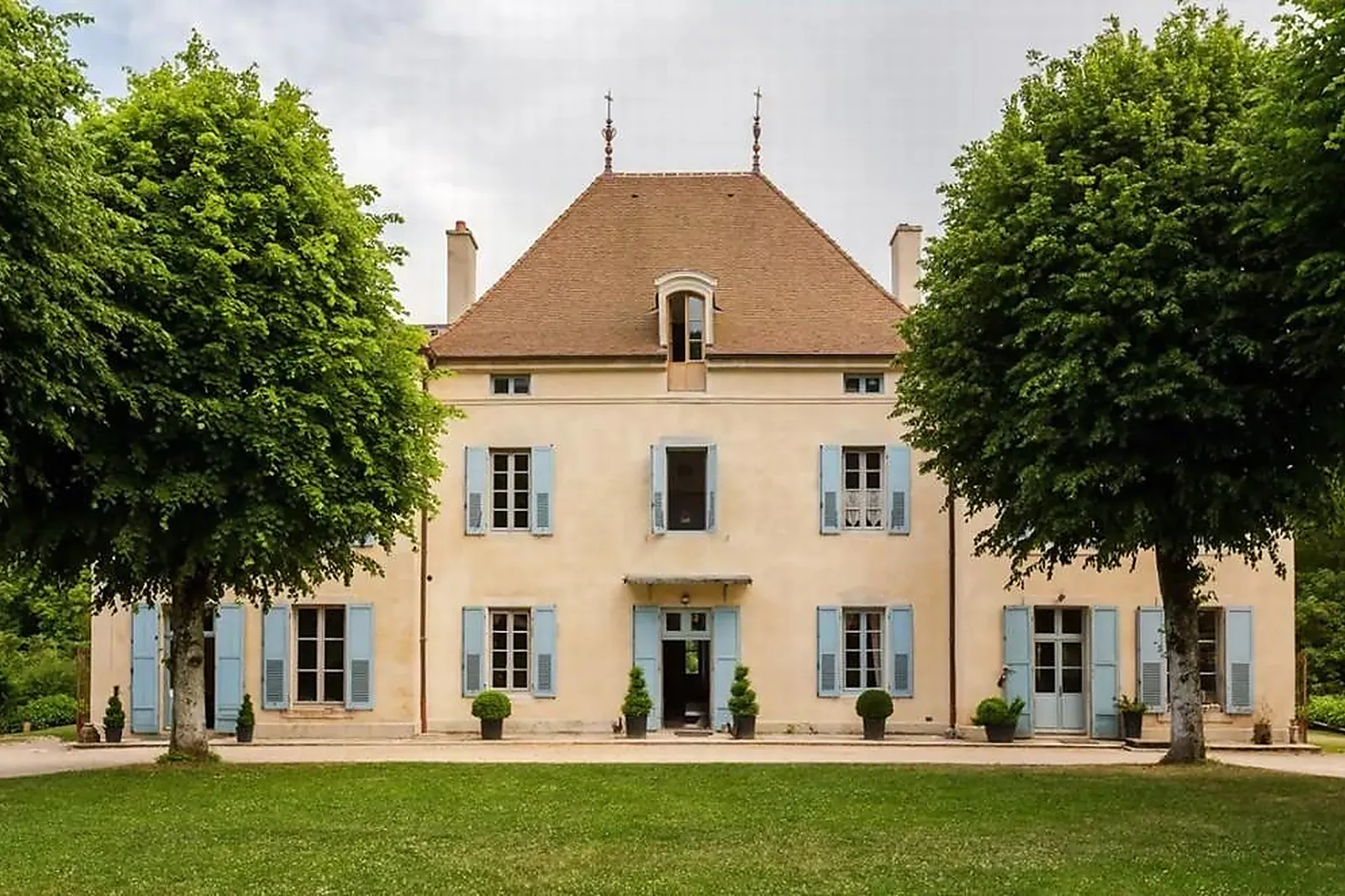 Lieux événementiels, CHÂTEAU DE BARBIREY