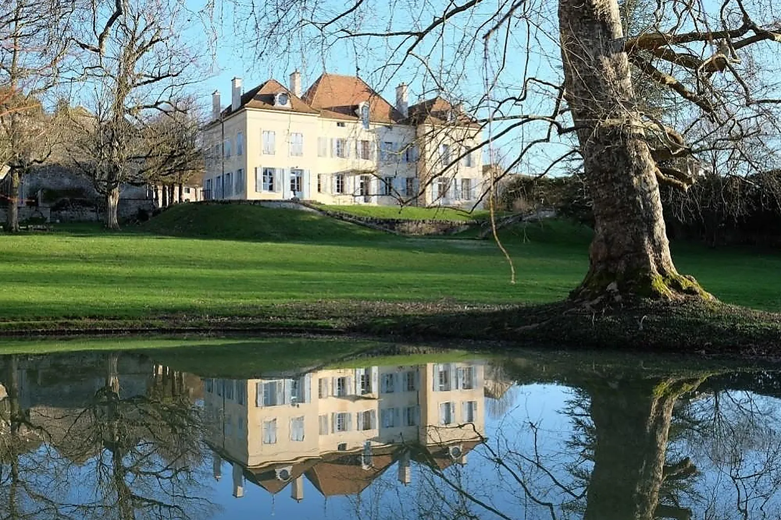 Lieux événementiels, CHÂTEAU DE BARBIREY