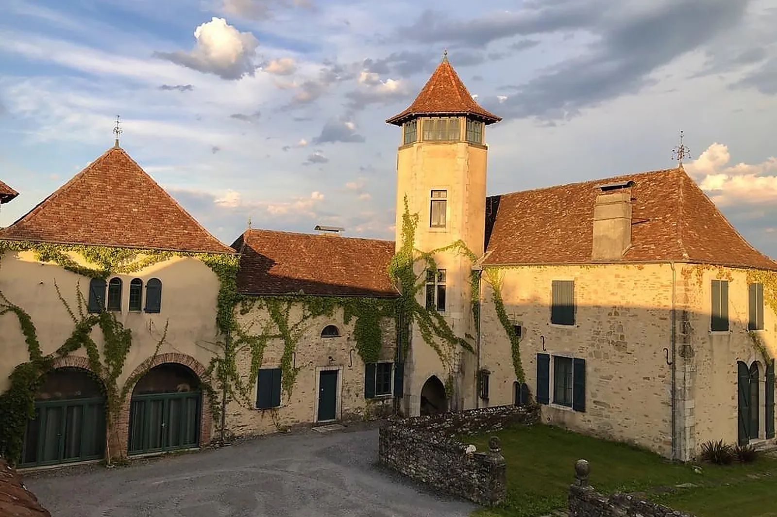 Lieux événementiels, CHÂTEAU DE BAYLAC