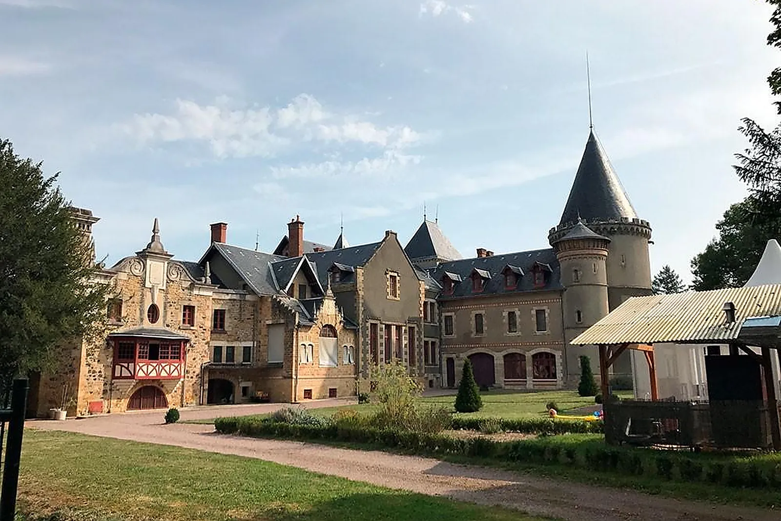 Lieux événementiels, CHÂTEAU DE BÉGUIN