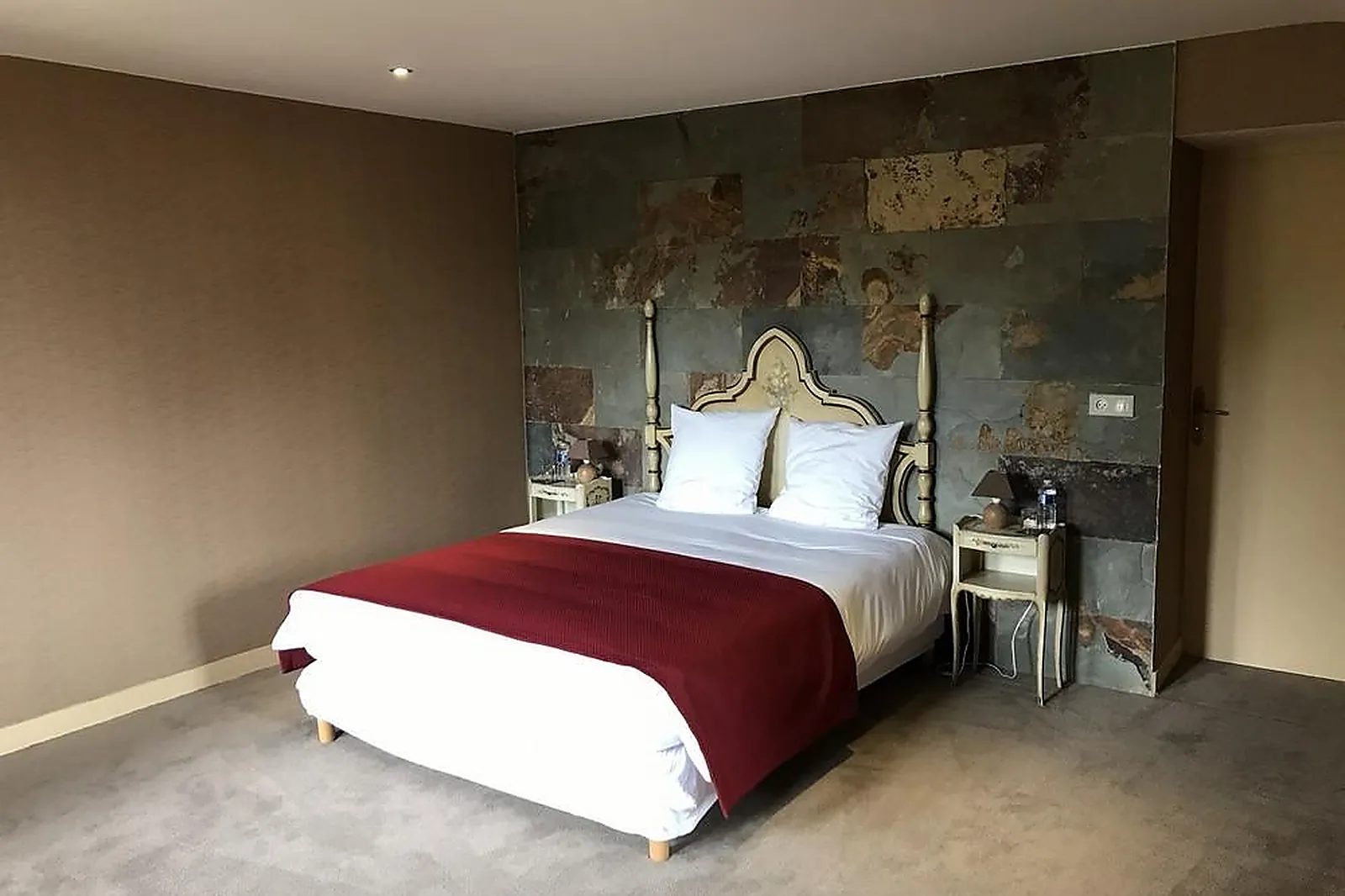 Lieux événementiels, CHÂTEAU DE BÉGUIN