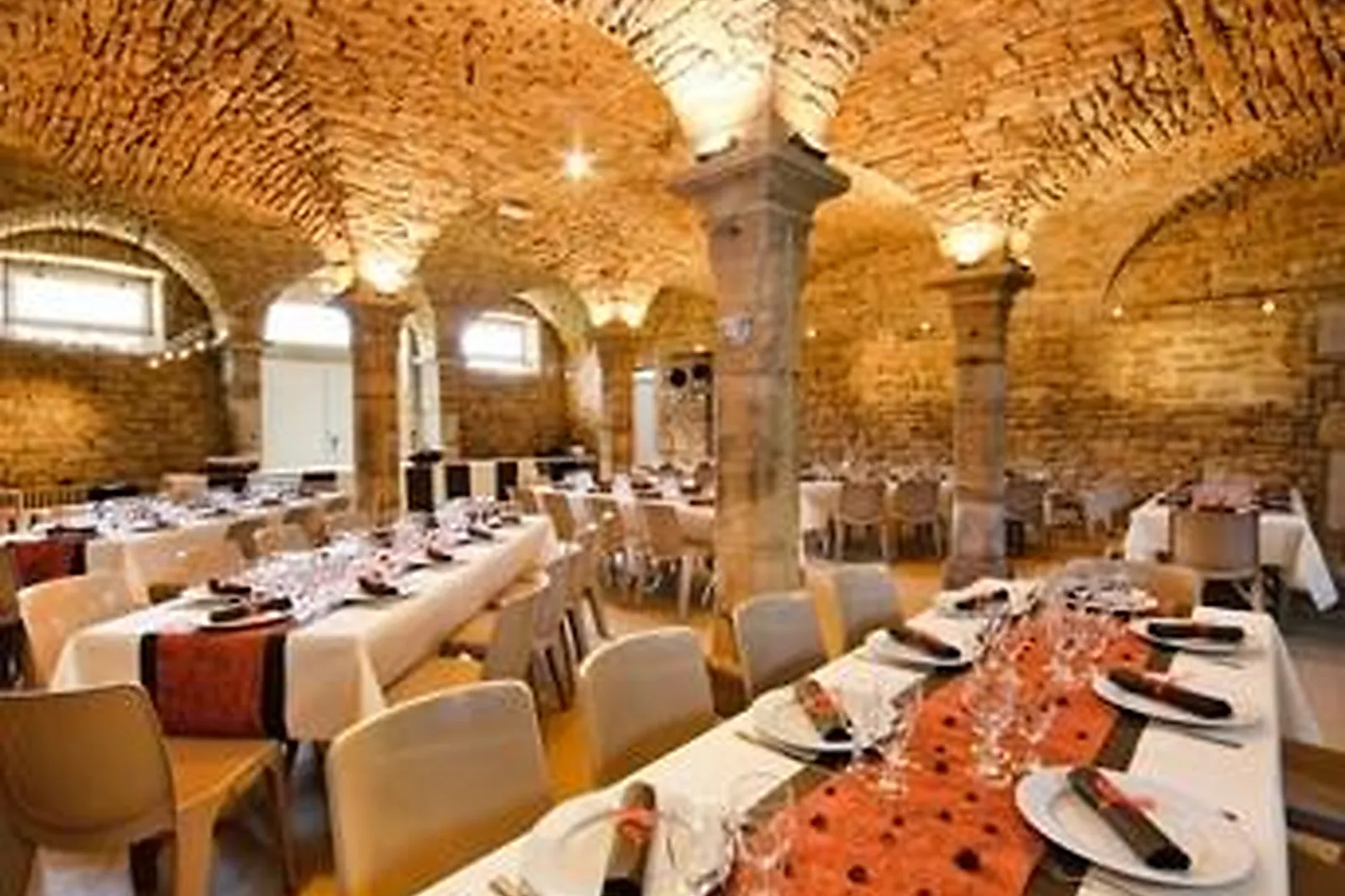 Lieux événementiels, CHÂTEAU DE BERSAILLIN