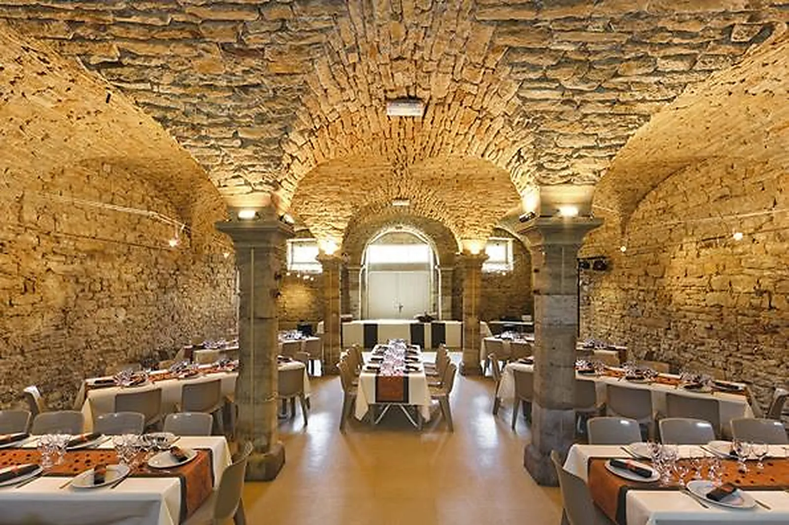 Lieux événementiels, CHÂTEAU DE BERSAILLIN