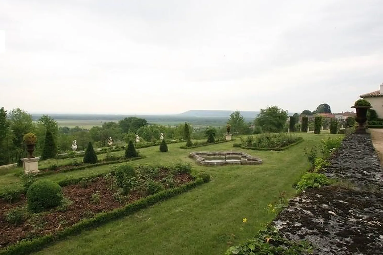 Lieux événementiels, CHÂTEAU DE BOUCQ