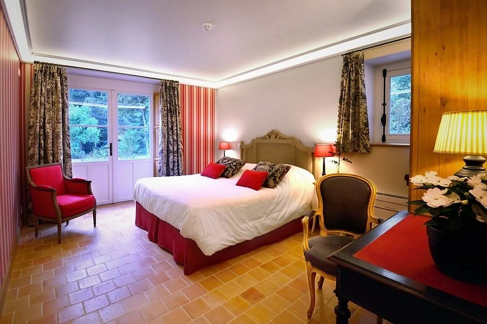 Lieux événementiels, CHÂTEAU DE BOURRON