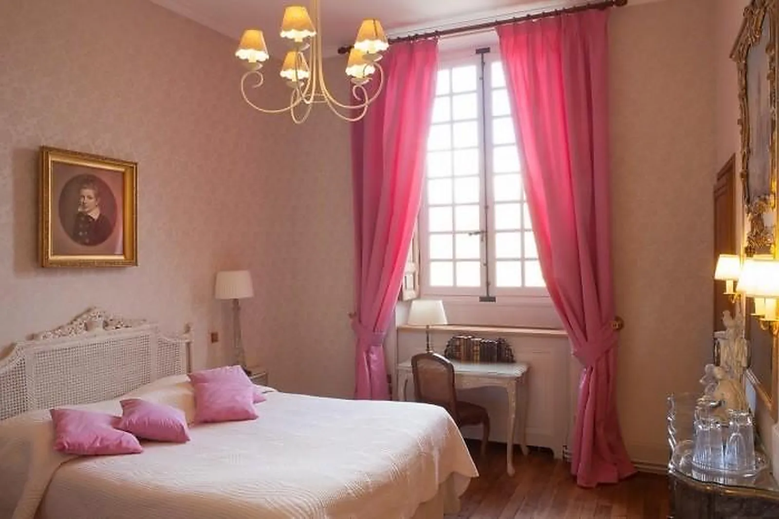 Lieux événementiels, CHÂTEAU DE BOURRON