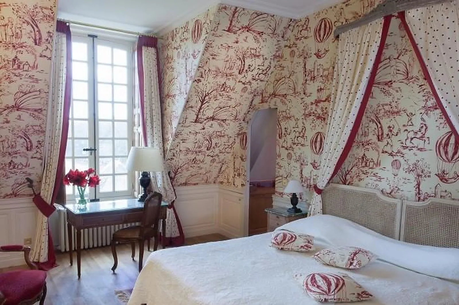 Lieux événementiels, CHÂTEAU DE BOURRON