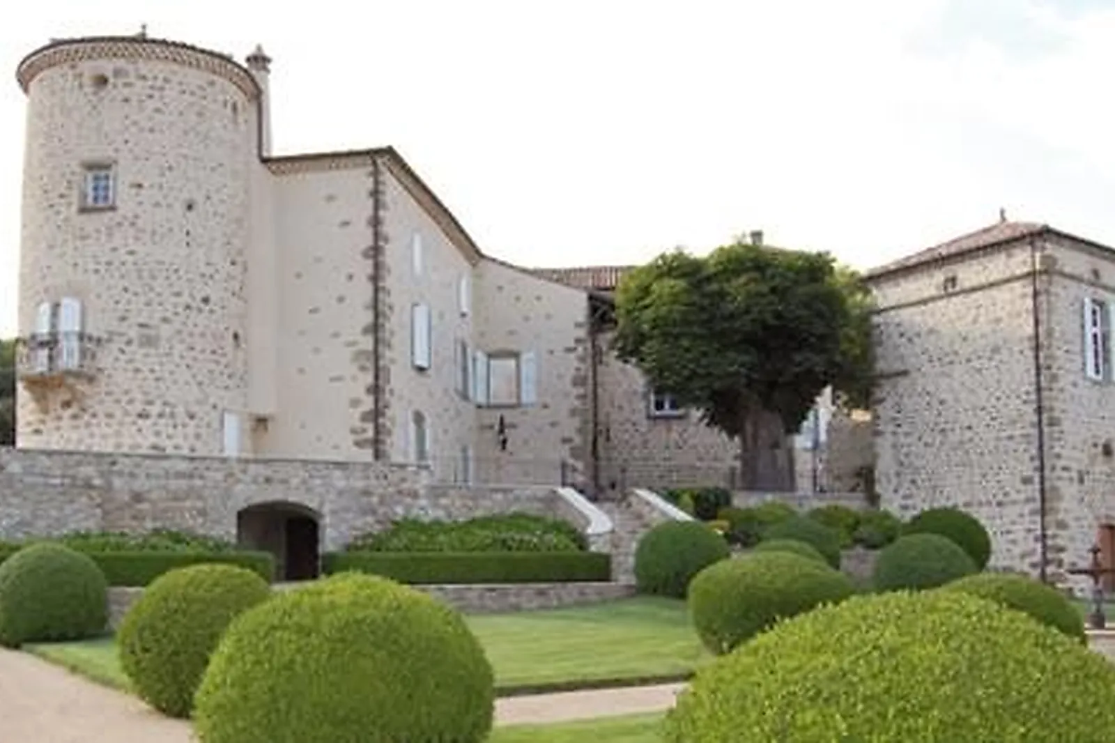 Lieux événementiels, CHÂTEAU DE CACHARD