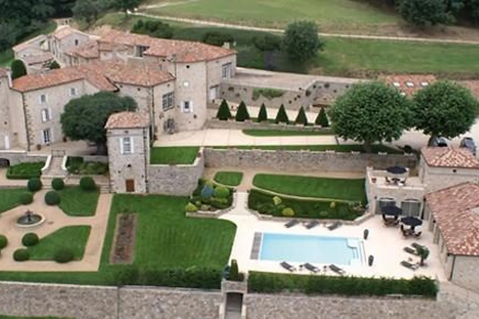 Lieux événementiels, CHÂTEAU DE CACHARD