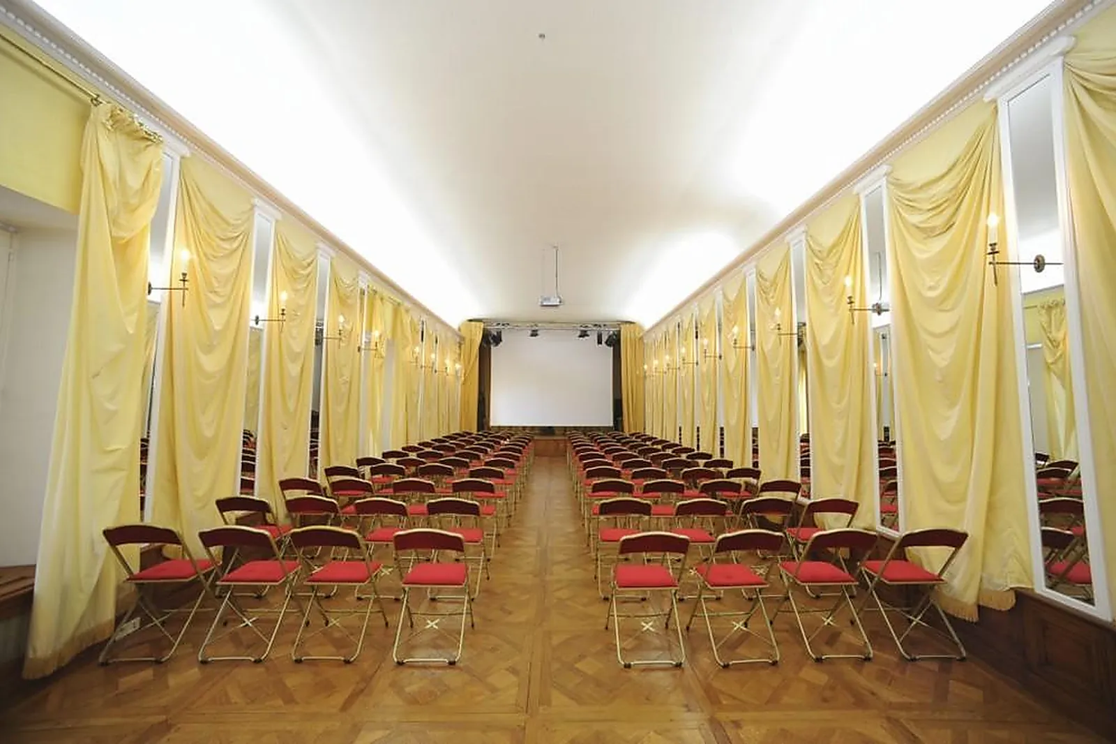 Lieux événementiels, CHÂTEAU DE CANISY