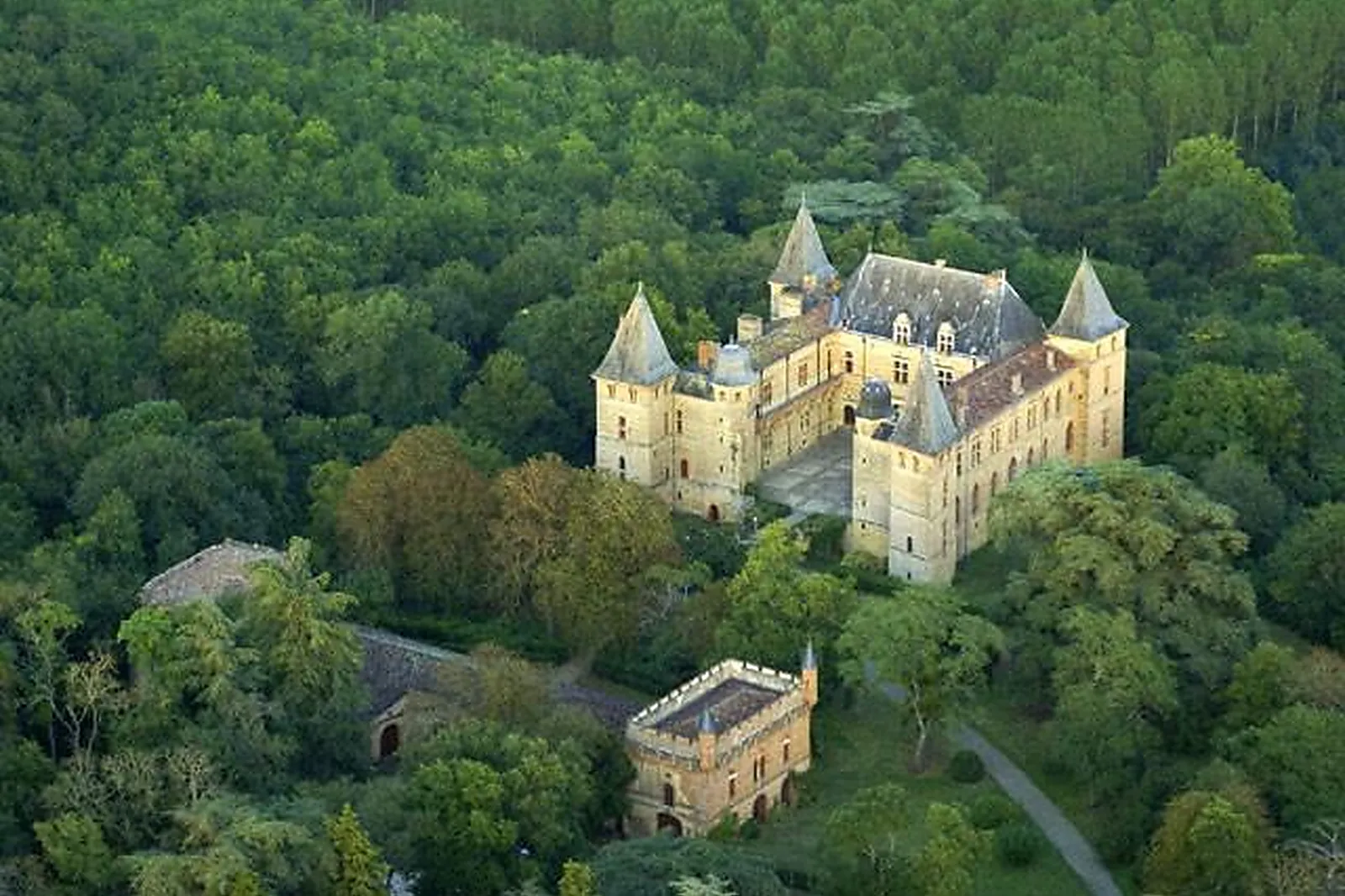 Lieux événementiels, CHÂTEAU DE CAUMONT