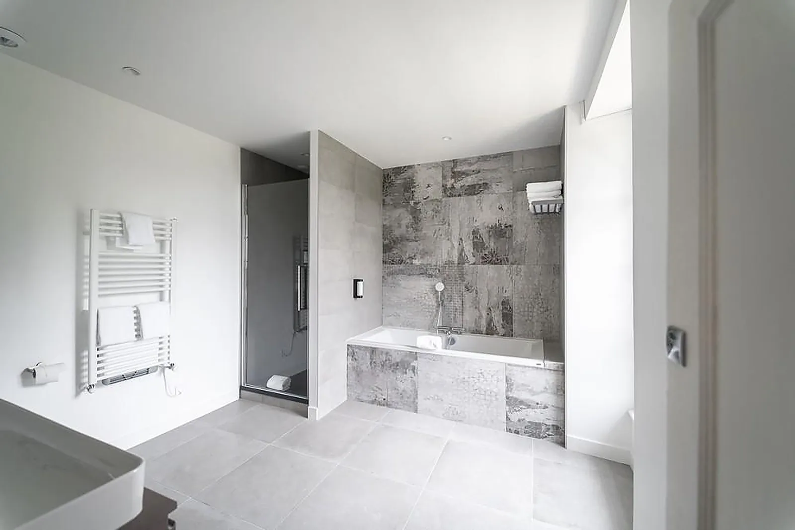 Lieux événementiels, CHÂTEAU DE CESARGES