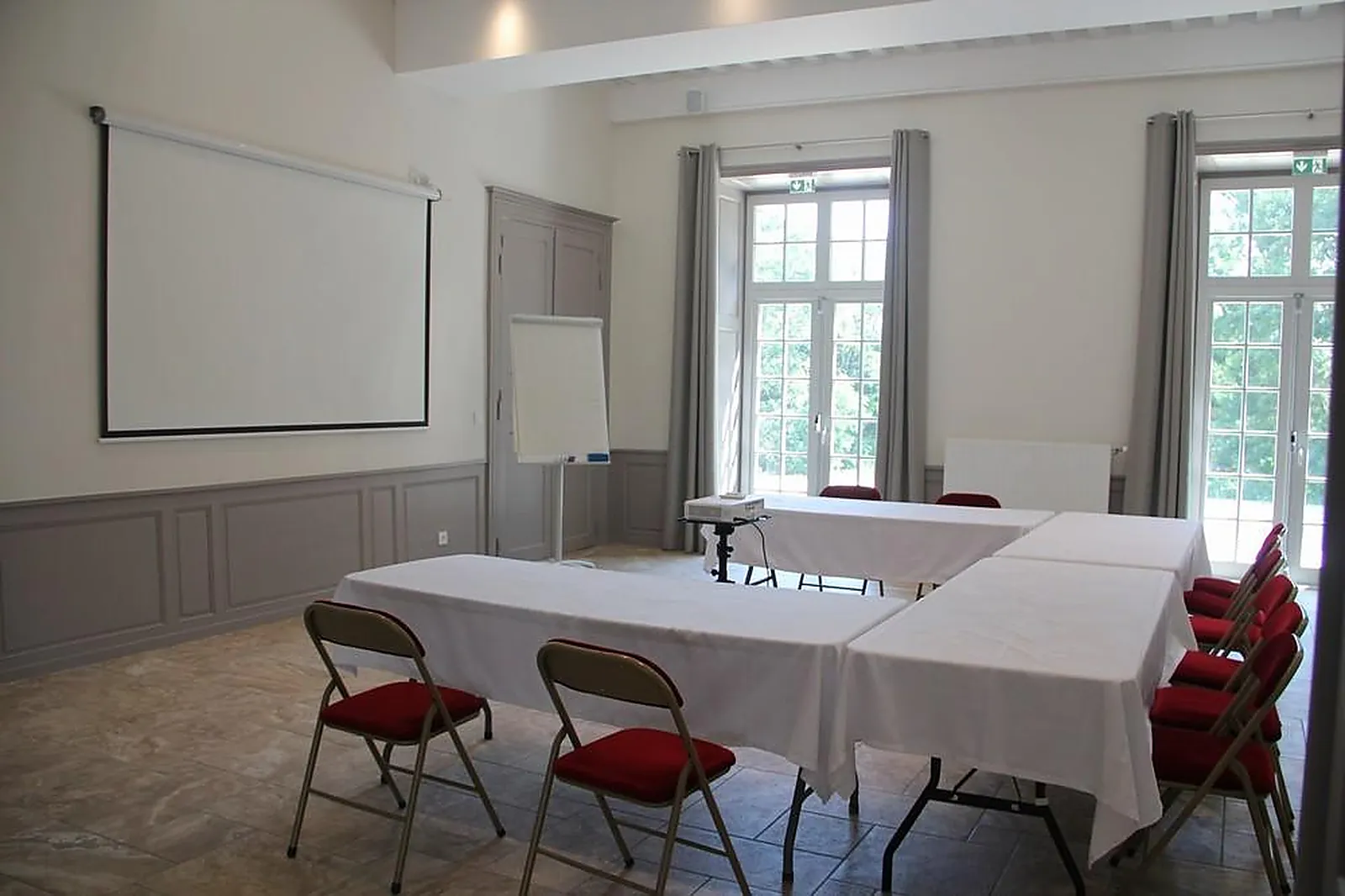 Lieux événementiels, CHÂTEAU DE CESARGES