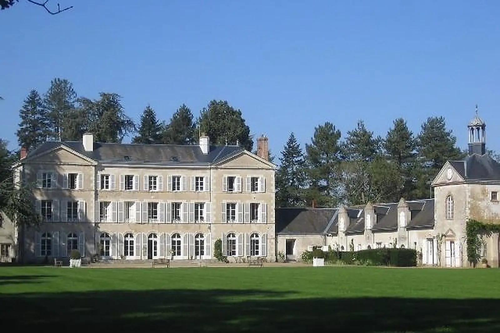 Lieux événementiels, CHÂTEAU DE CHAMPVALLINS
