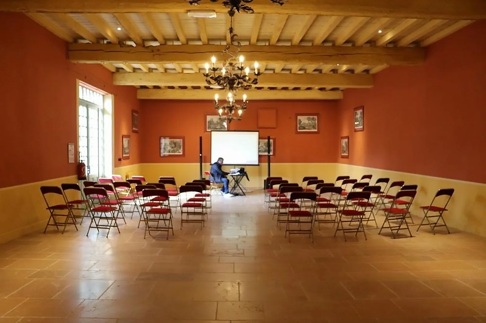 Lieux événementiels, CHÂTEAU DE CHAVAGNEUX