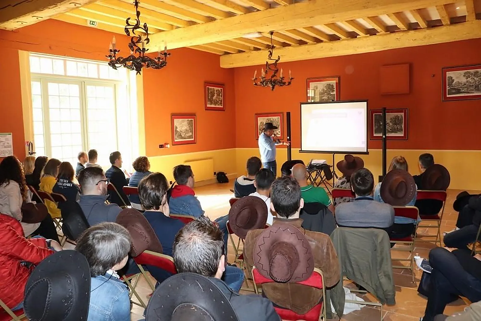 Lieux événementiels, CHÂTEAU DE CHAVAGNEUX