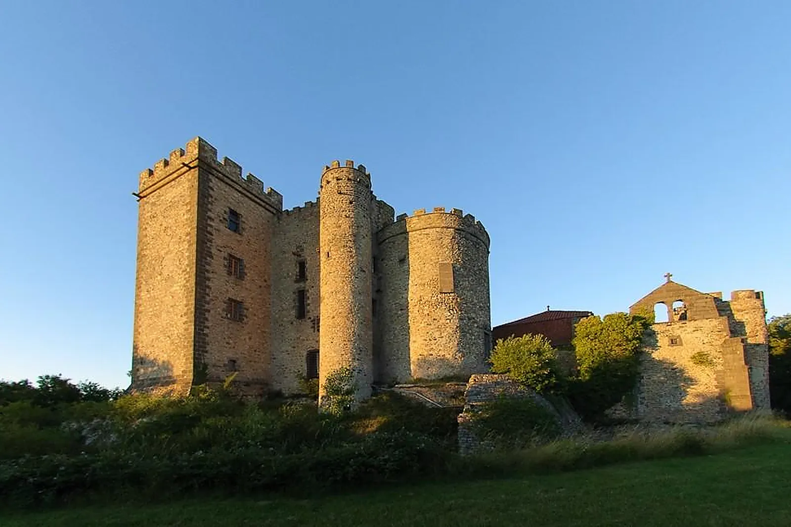 Lieux événementiels, CHÂTEAU DE CHAZERON