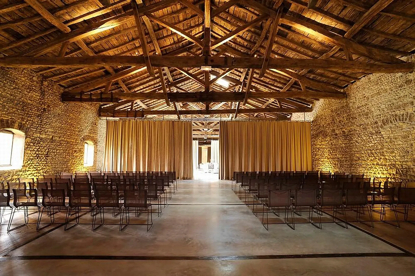 Lieux événementiels, CHÂTEAU DE CORCELLES