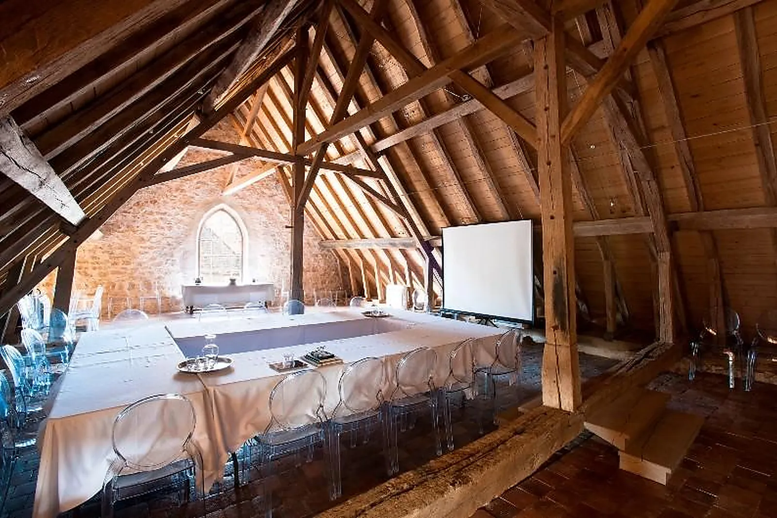 Lieux événementiels, CHÂTEAU DE COUCHES