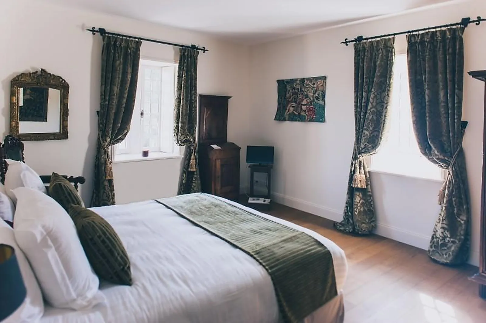 Lieux événementiels, CHÂTEAU DE COUCHES