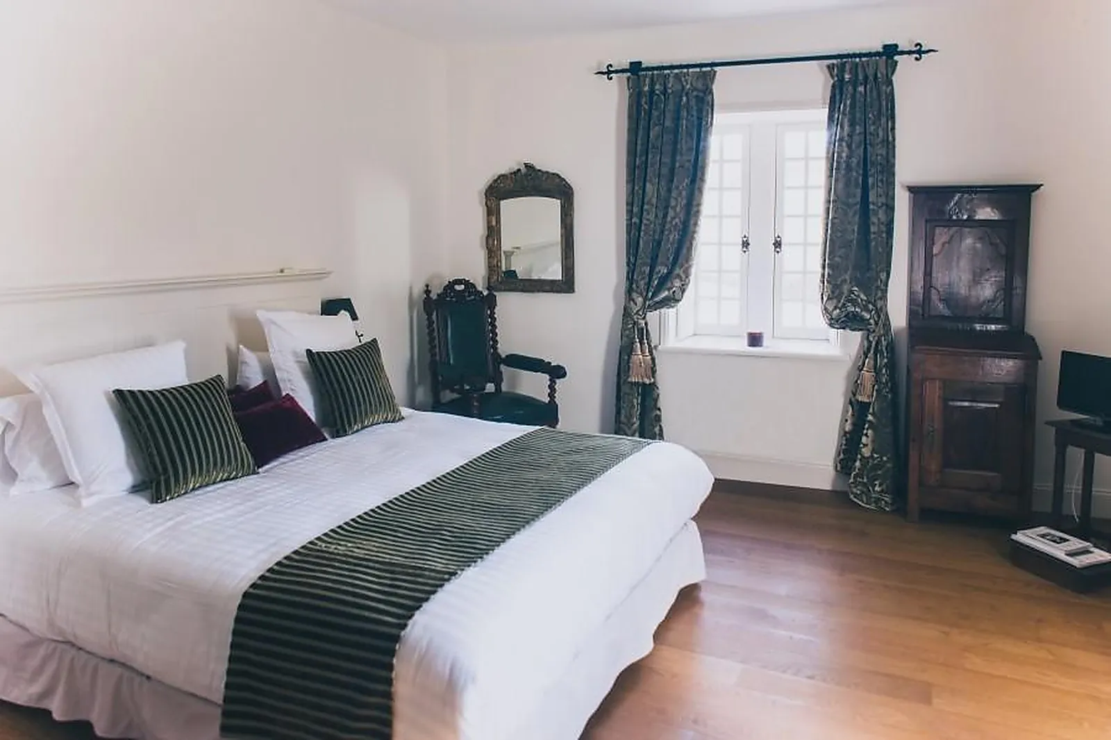 Lieux événementiels, CHÂTEAU DE COUCHES