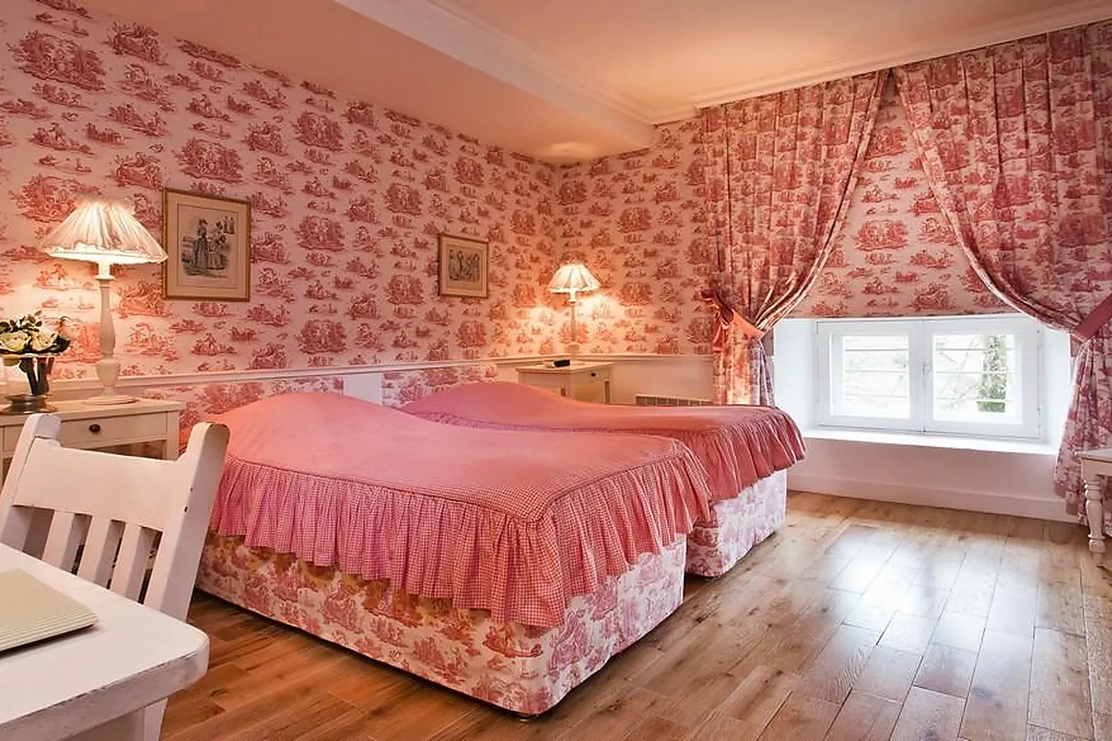 Lieux événementiels, CHATEAU DE COURBAN ET SPA