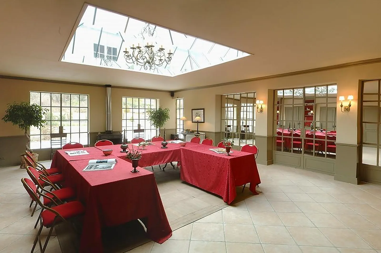 Lieux événementiels, CHATEAU DE COURBAN ET SPA