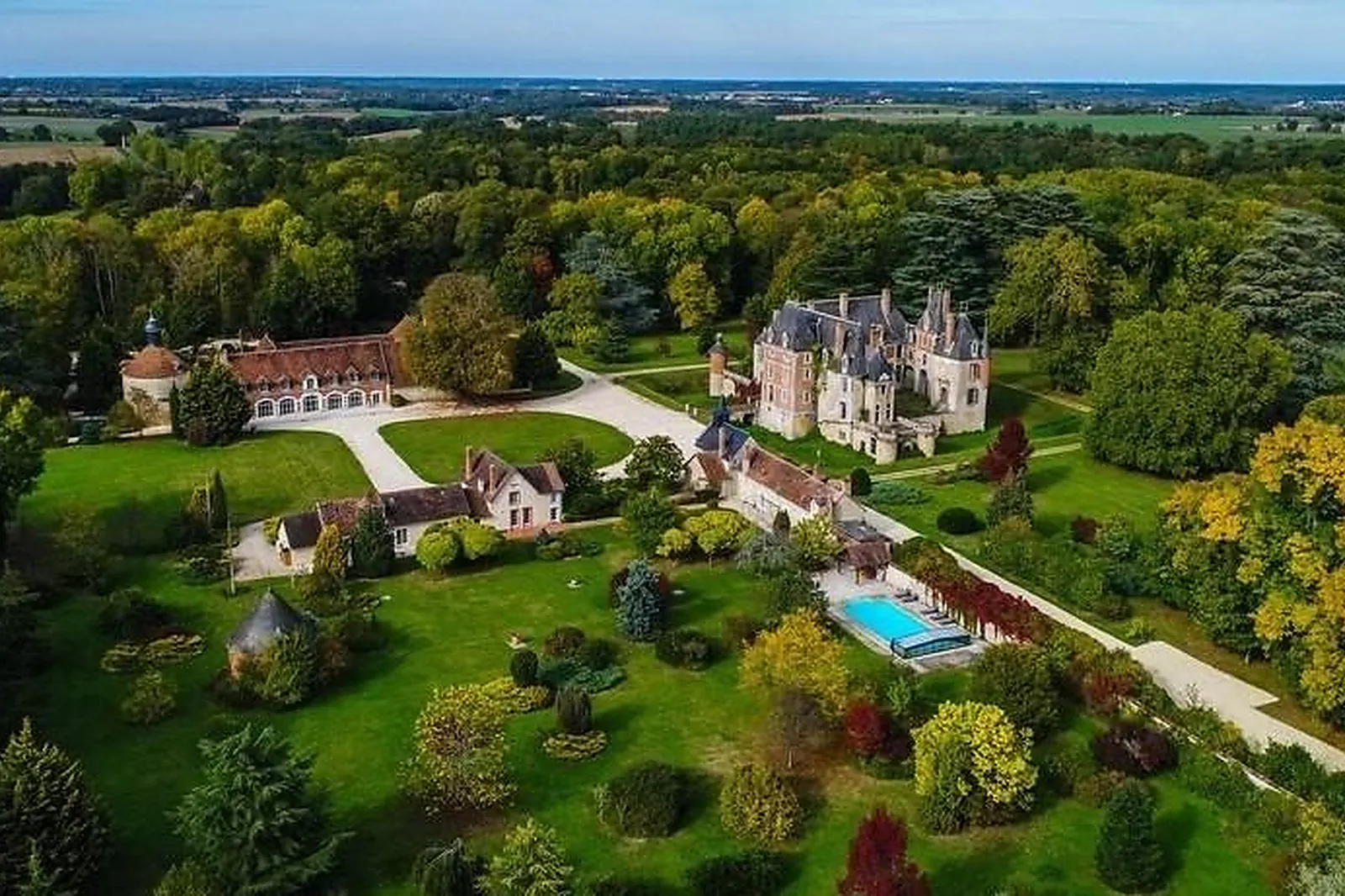 Lieux événementiels, CHÂTEAU DE COURCELLES LE ROY