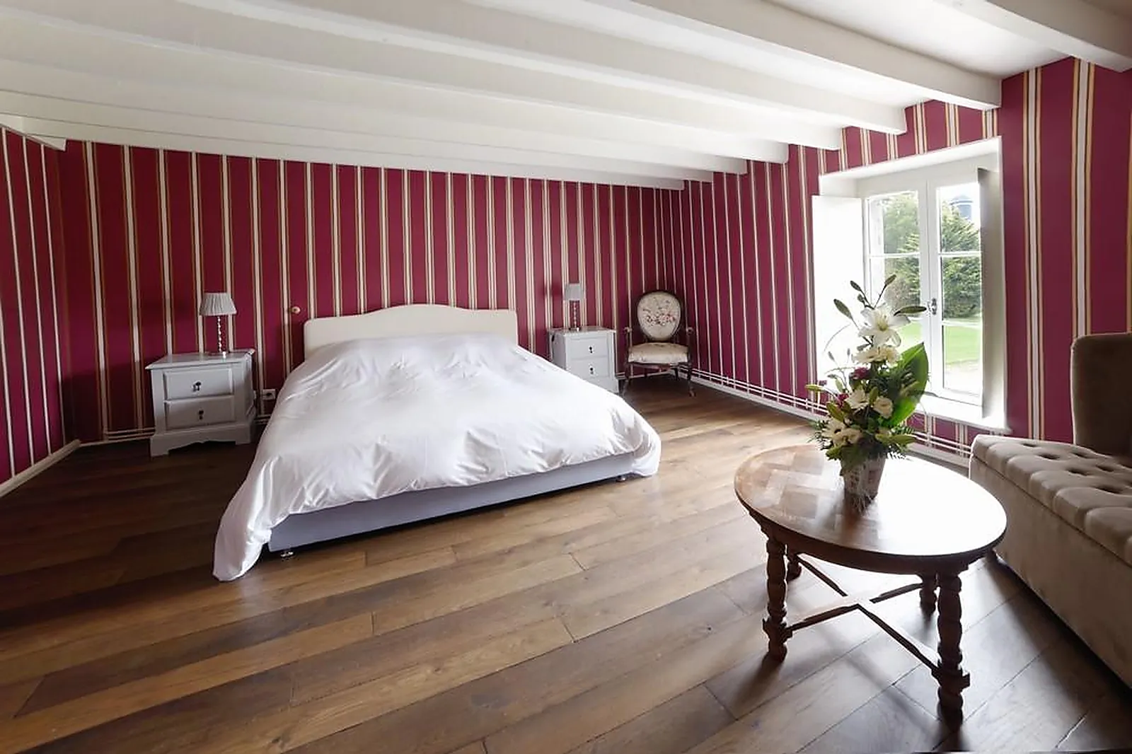 Lieux événementiels, CHÂTEAU DE COURCELLES LE ROY