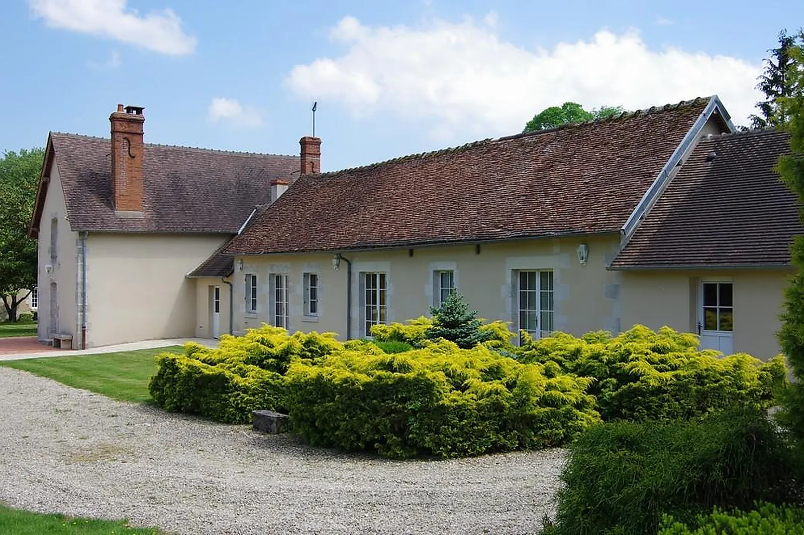 Lieux événementiels, CHÂTEAU DE COURCELLES LE ROY