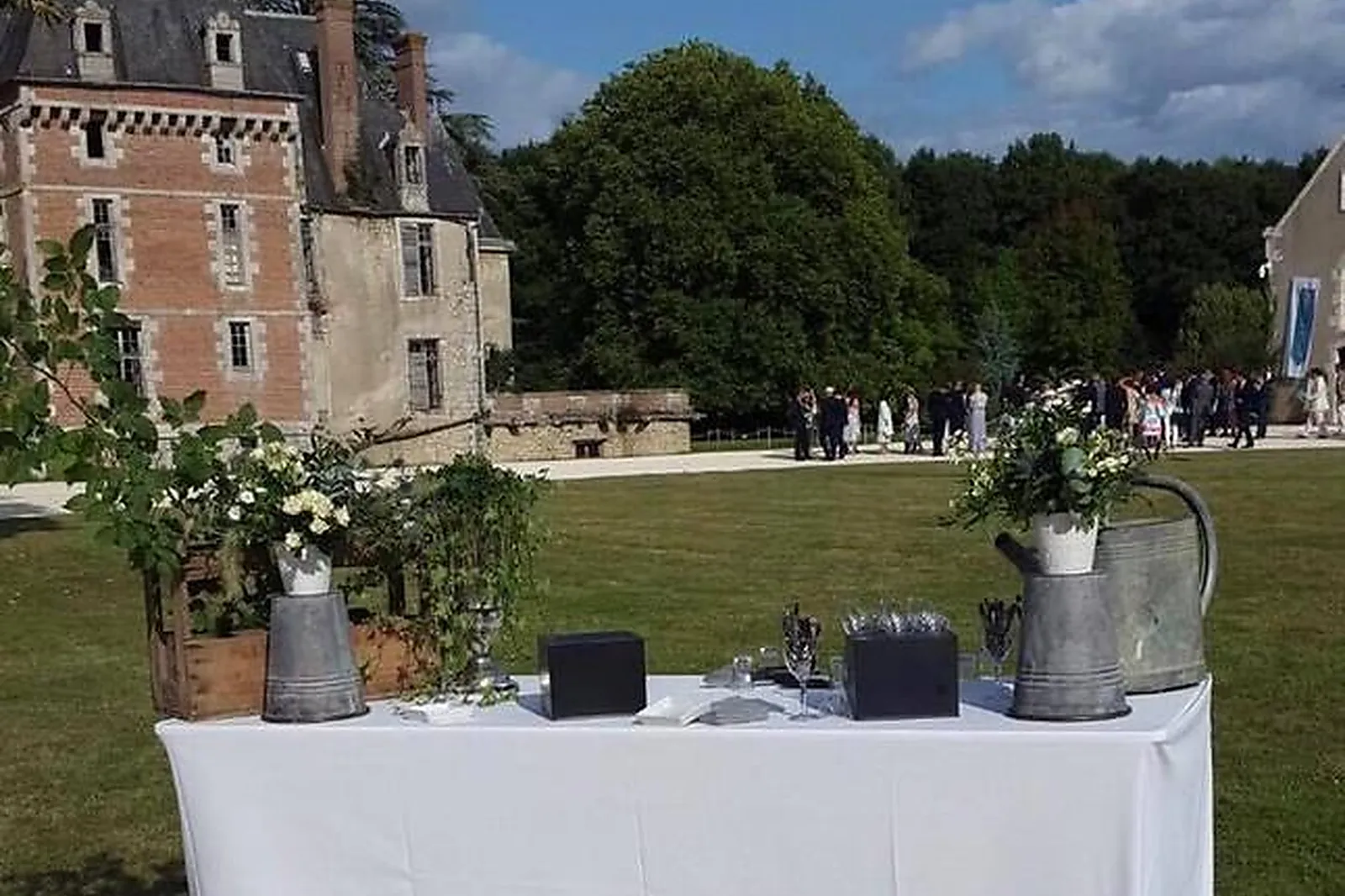 Lieux événementiels, CHÂTEAU DE COURCELLES LE ROY