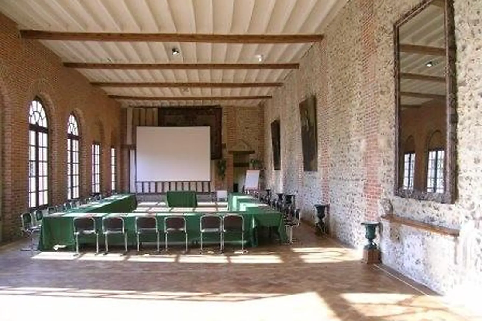 Lieux événementiels, CHÂTEAU DE COURTALAIN