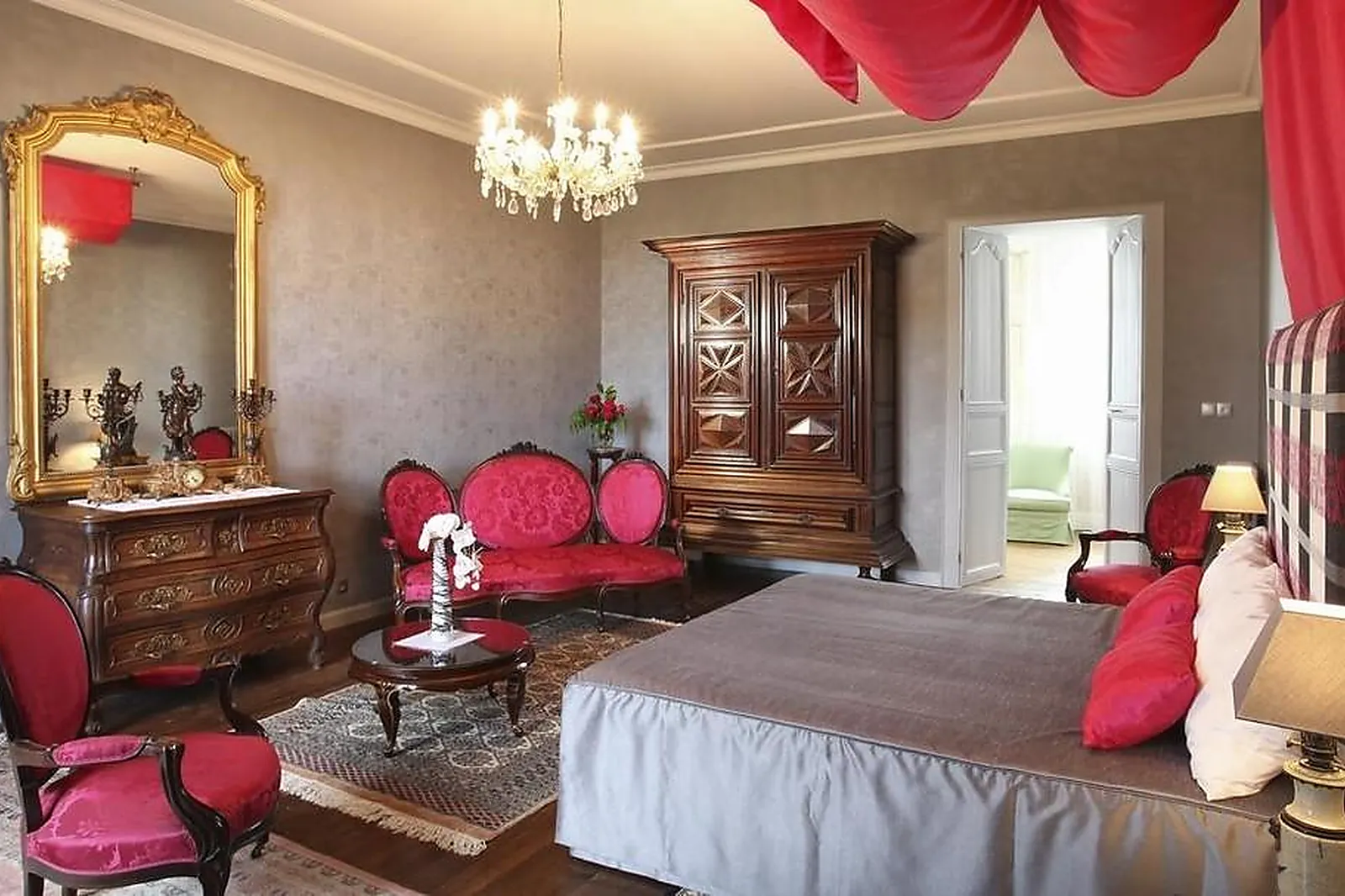 Lieux événementiels, CHÂTEAU DE CRAZANNES