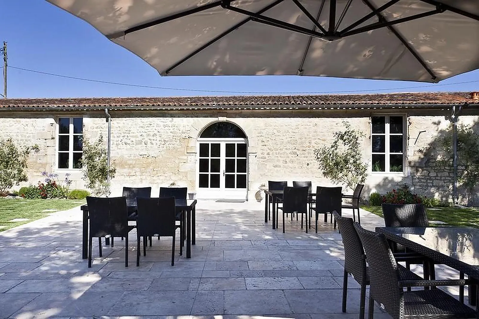 Lieux événementiels, CHÂTEAU DE CRAZANNES