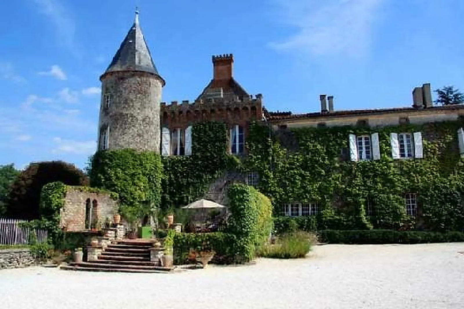 Lieux événementiels, CHÂTEAU DE CROISILLAT