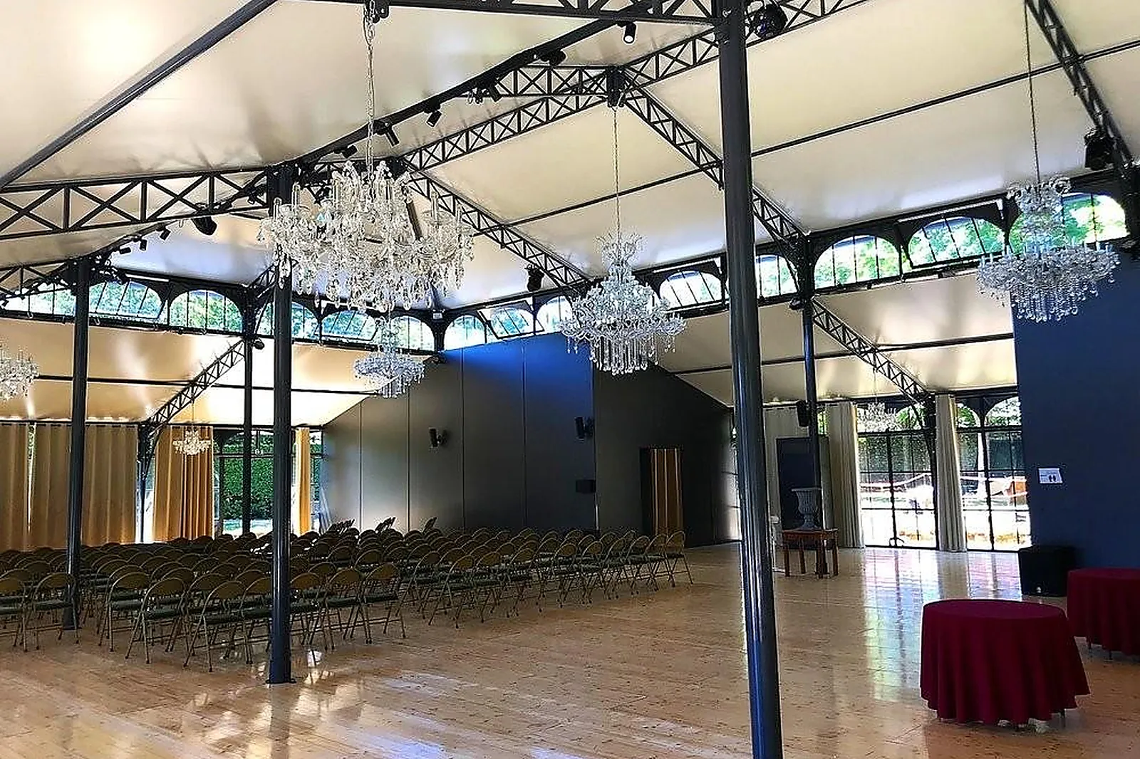 Lieux événementiels, CHÂTEAU DE FARCHEVILLE