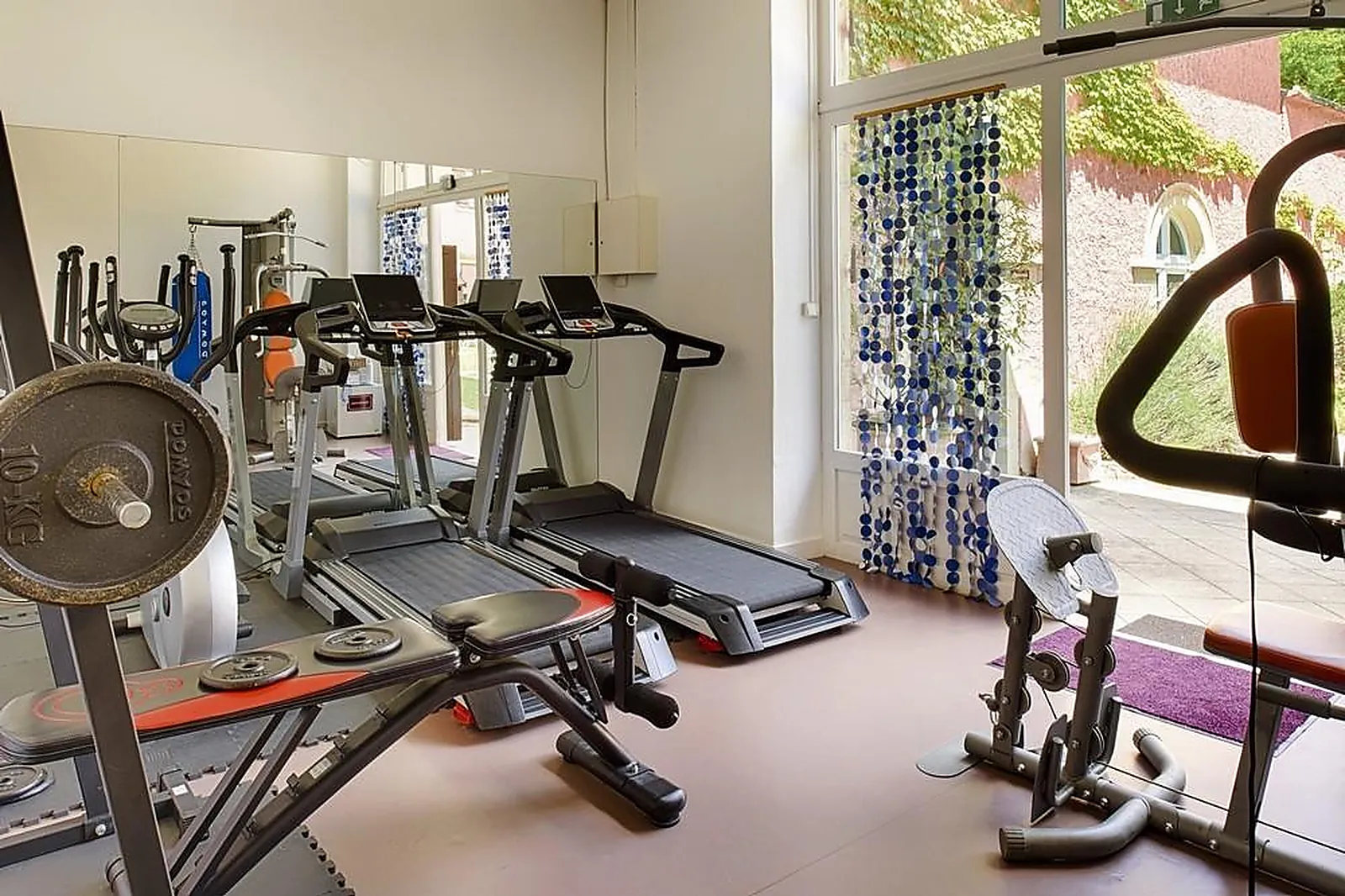 Lieux événementiels, CHÂTEAU DE FAVERGES-DE-LA-TOUR