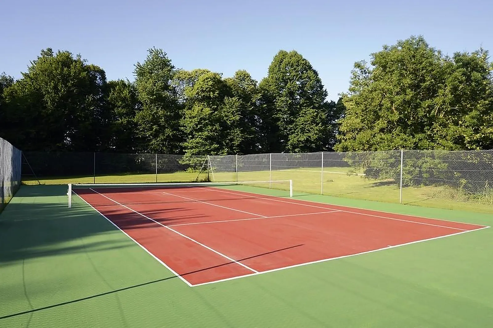 Lieux événementiels, CHÂTEAU DE FAVERGES-DE-LA-TOUR