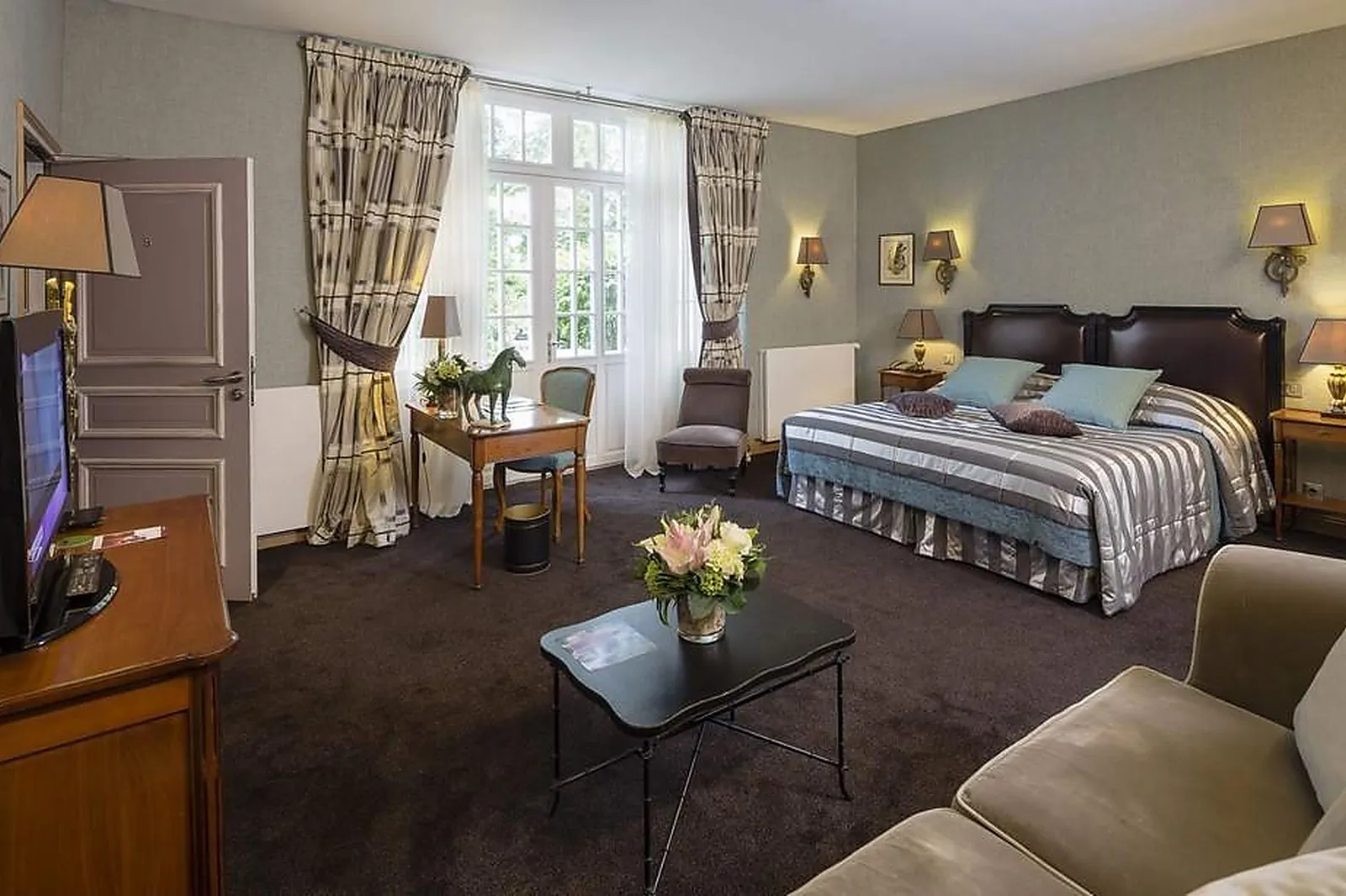 Lieux événementiels, CHÂTEAU DE FÈRE